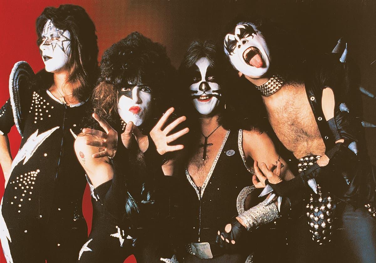 Kiss